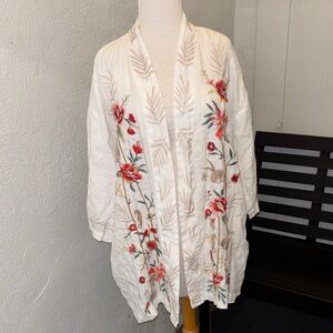 Johnny Was Ceretti Linen Cropped White Kimono with Floral Embroidery Size Medium